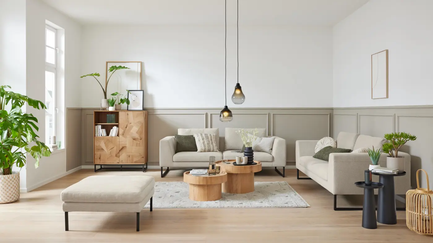 Sofa 2,5-sitzig mit Armlehnen
