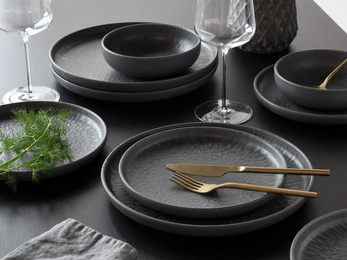 Speiseteller anthrazit -  UNO VOLCANO