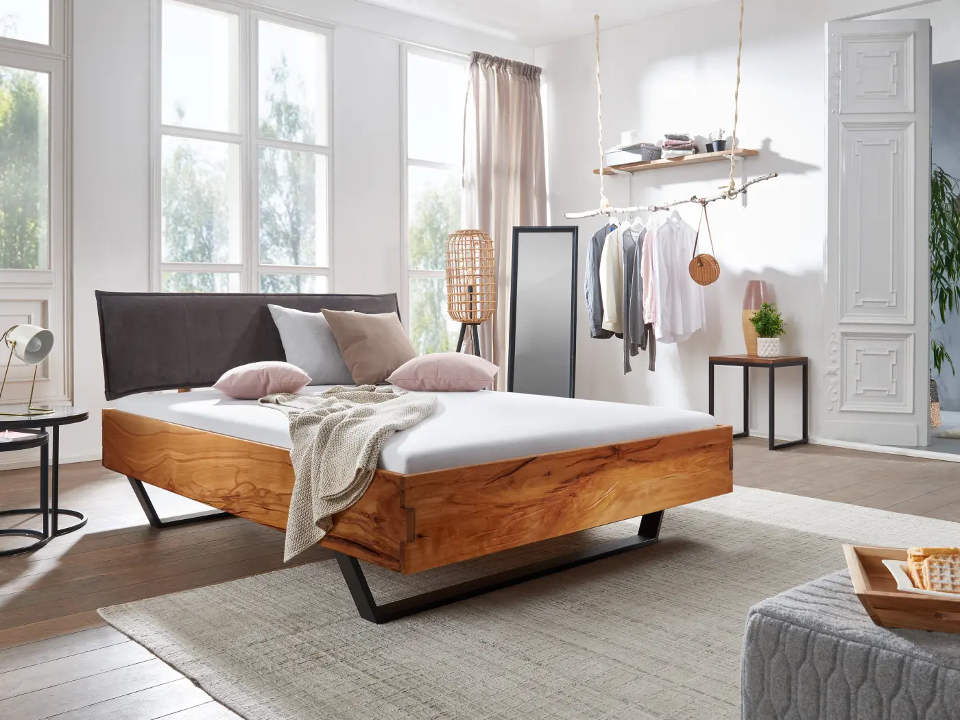 Massivholzbettgestell BE-0573